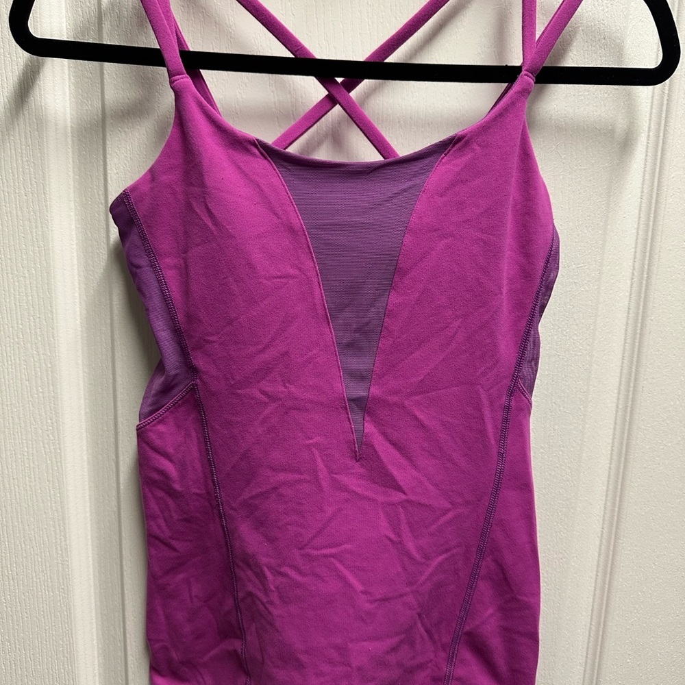 Lululemon Women's Purple Strappy Top size 6, with pads/ NWOT#183